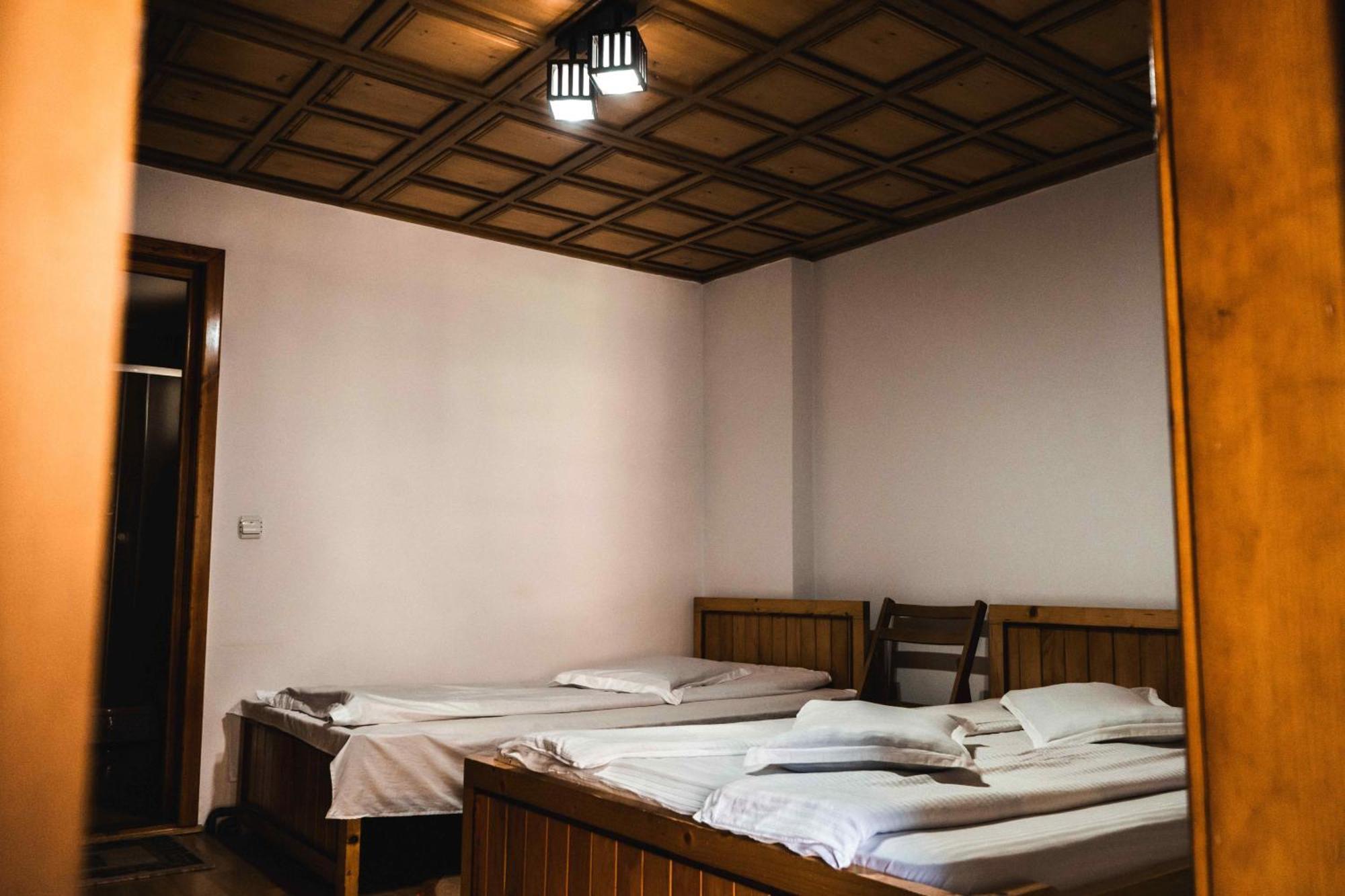 Pensiunea Casa Soarelui Podu Dimbovitei Exterior foto